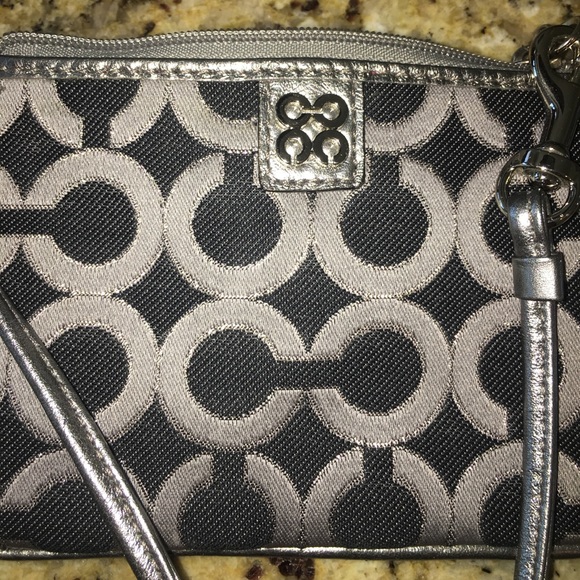 Coach Wristlet - Picture 2 of 4